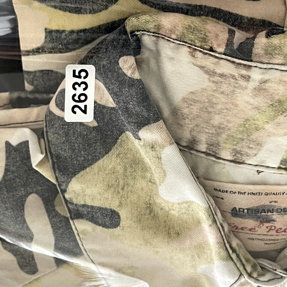 Free People x Artisan De Luxe Camo Print Top Womens Small Grunge Boho Army - Picture 15 of 15